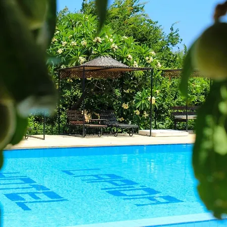 Bed and breakfast Lapida Garden *